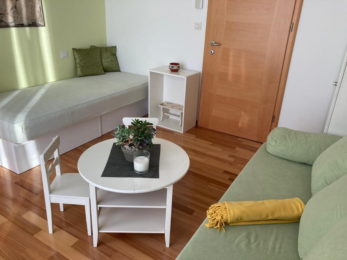 Natasha'S Garden House Apartment Dol pri Ljubljani Luaran gambar